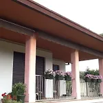 בית הארחה Summer's House קסטלפרנקו ונטו